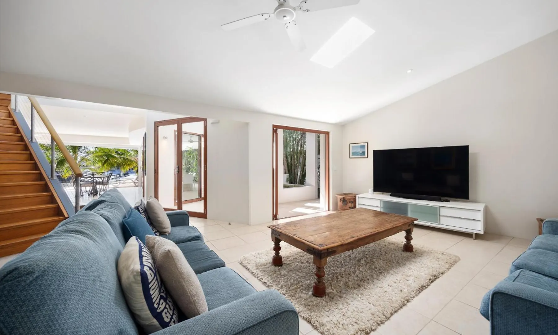 Pet-Friendly Waterfront Hideaway Noosa Heads