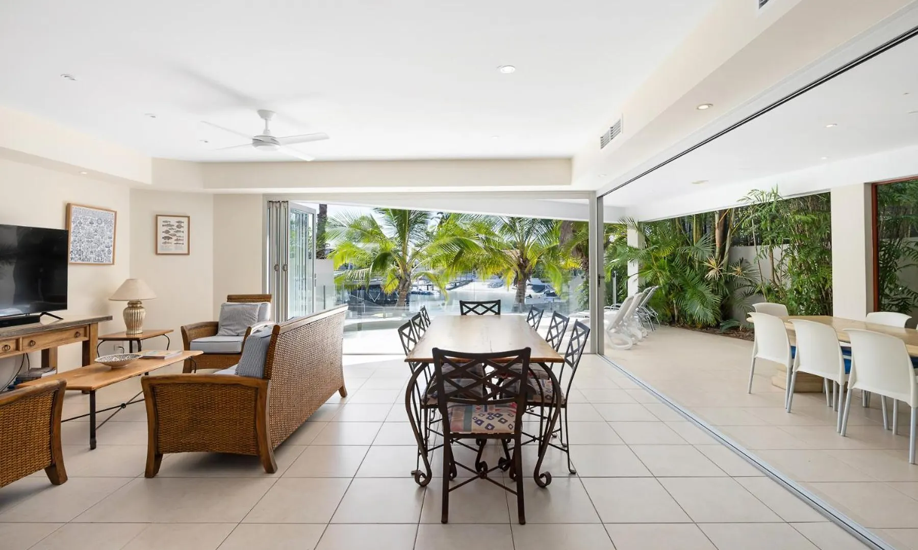Pet-Friendly Waterfront Hideaway