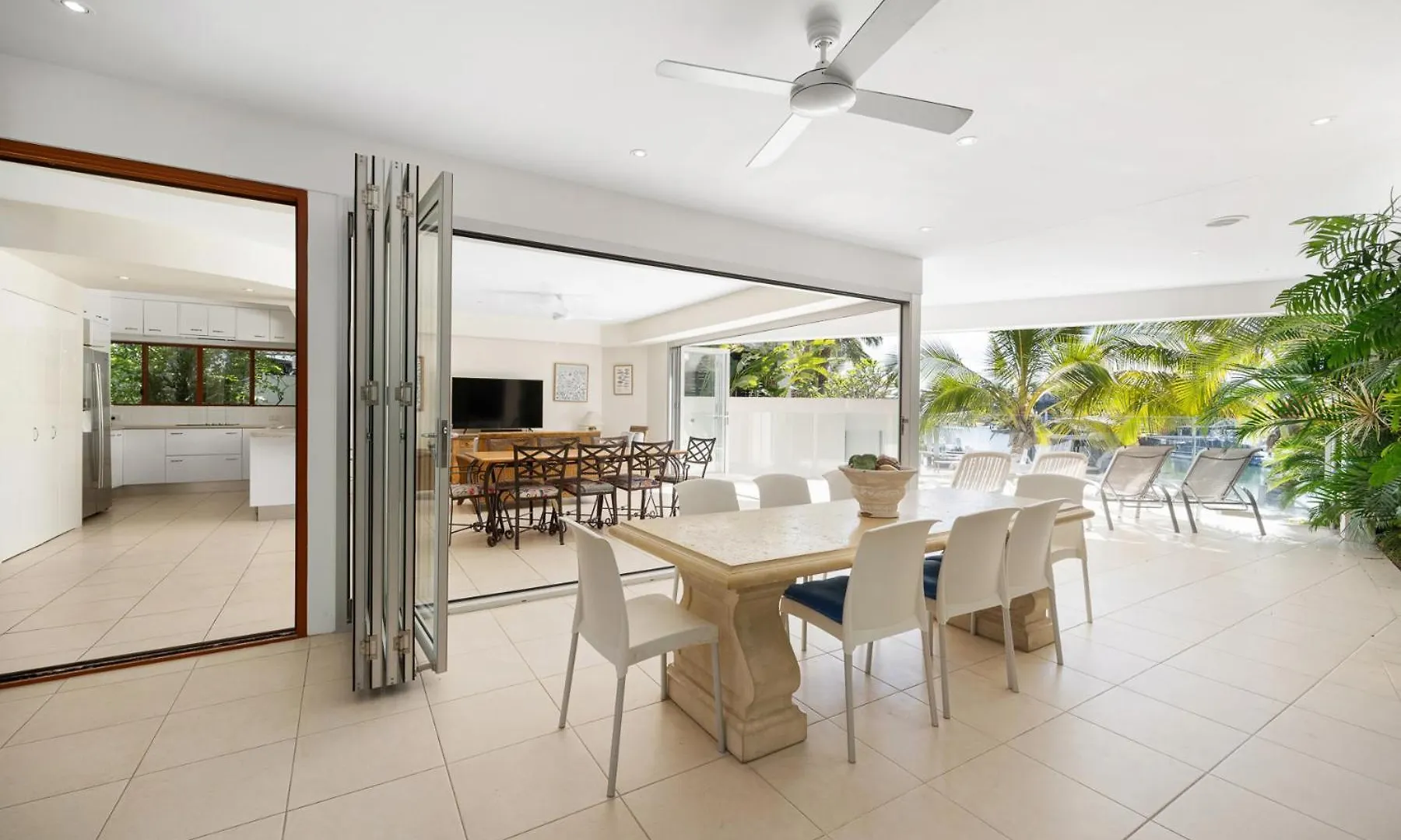 Semesterbostad Pet-Friendly Waterfront Hideaway