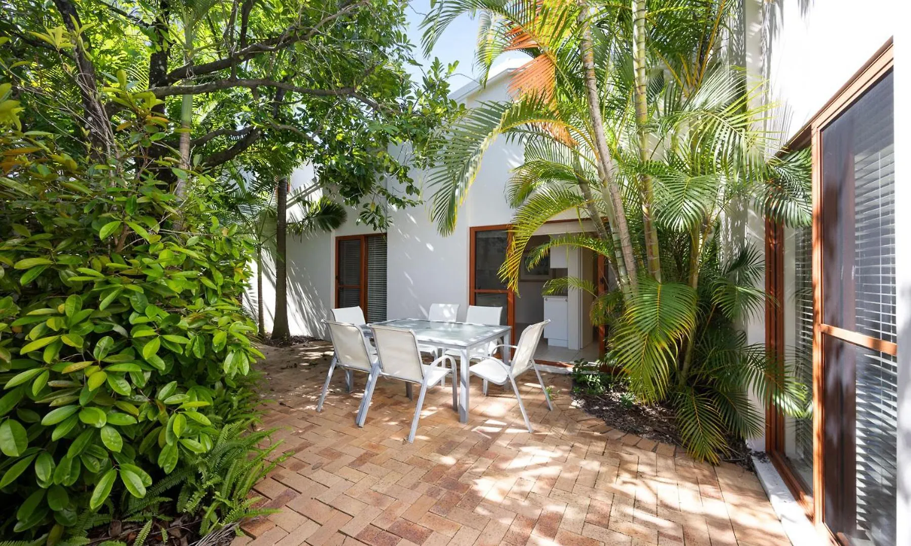 Willa Pet-Friendly Waterfront Hideaway Noosa Australia
